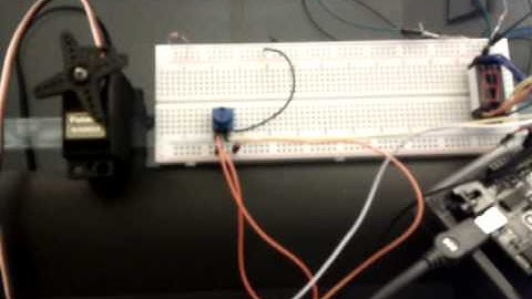 Random Servo Position-  Arduino