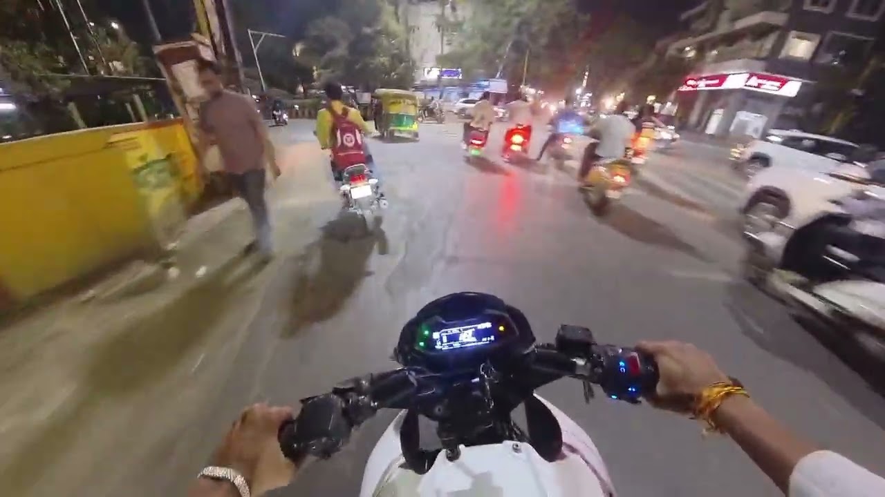 Peaceful ride ka plan tha… traffic ne reality check de diya | Motovlog | Ns160