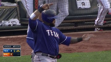 TEX@BAL: Fielder singles in a run with bases loaded