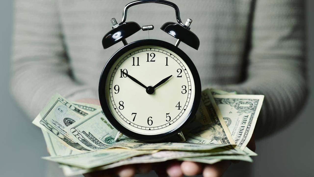 This Is Why Time Is MORE Valuable Than Money, According to a Financial Freedom Expert | Rachael Ray Show