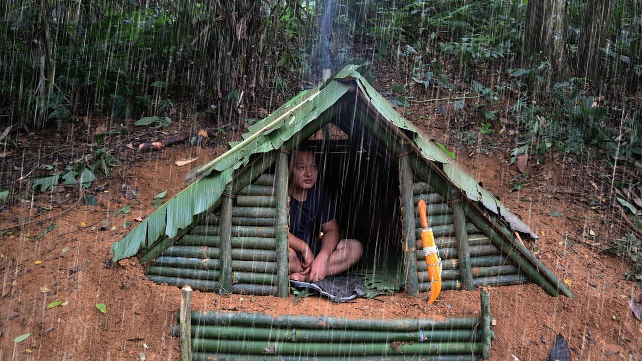 Building Complete and Warm Survival Shelter, Bushcraft survival in the ...