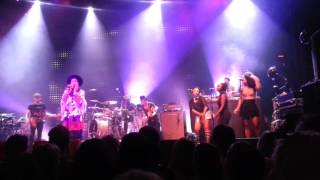 Video thumbnail of "Lauryn Hill - Could You Be Loved + Bang Bang + Doo Wop - live @ Sentrum Scene, 15.09.14"