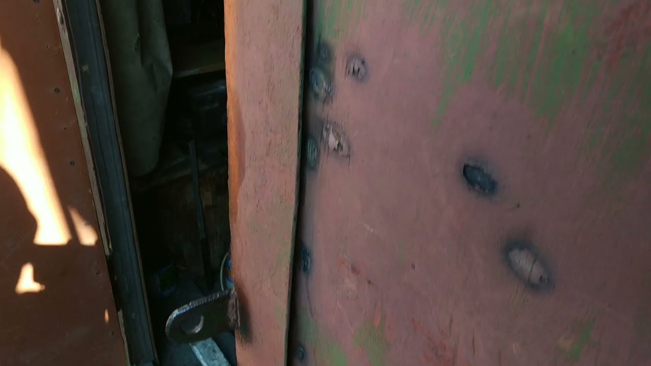 Ремонт гаражных ворот своими руками - YouTube