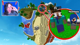 SOBREVIVENDO COM UM FÃ SECRETO no MINECRAFT!