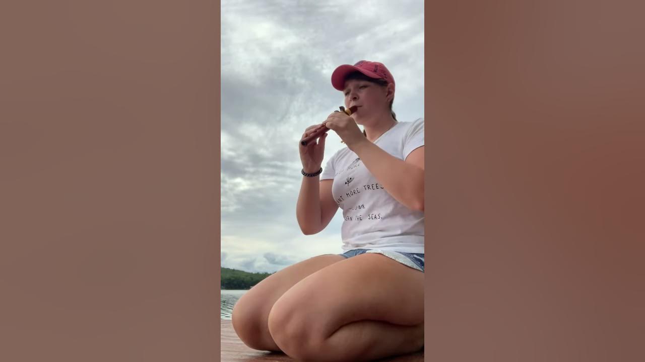 Native American Flute - Music on the Pond