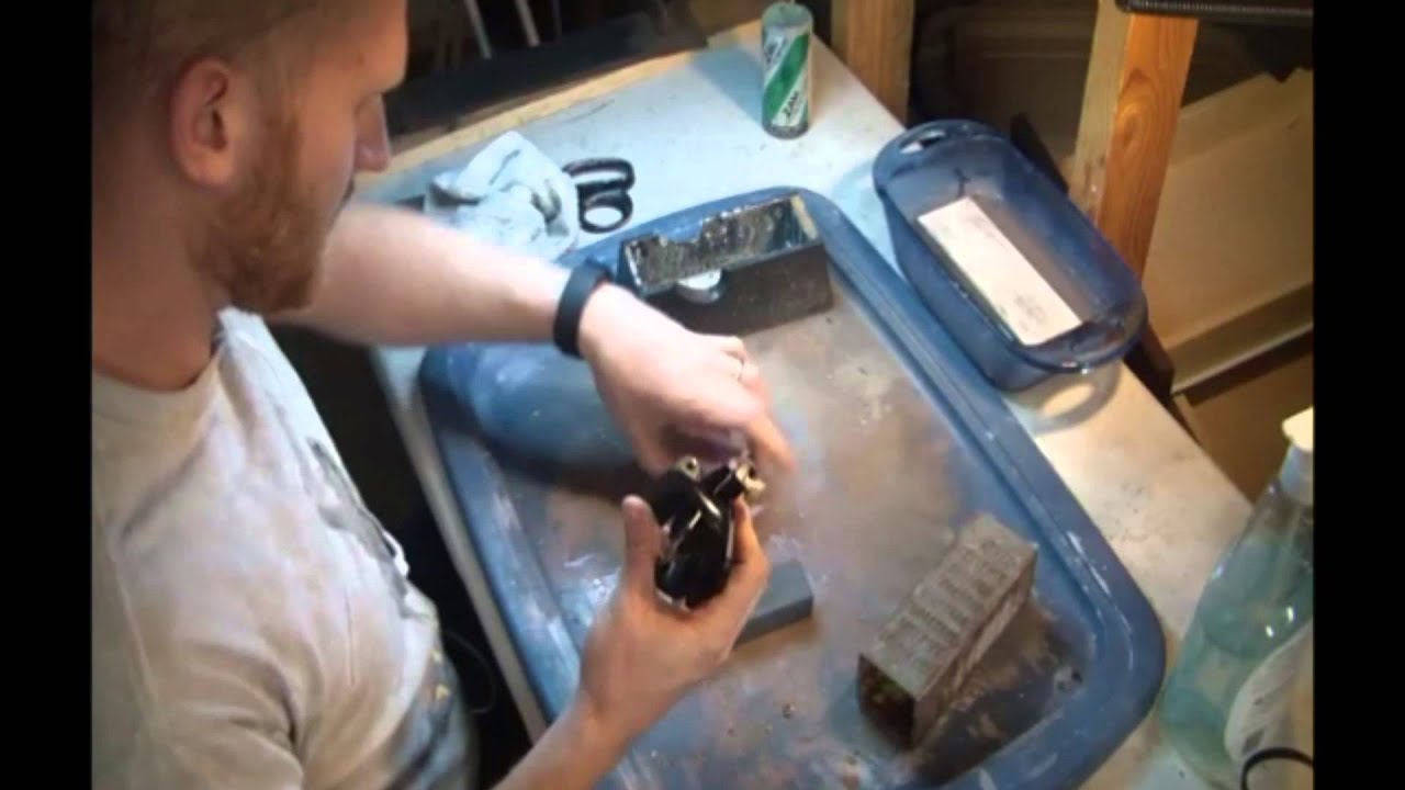 How to Sharpen a Plane Blade (Iron) - YouTube