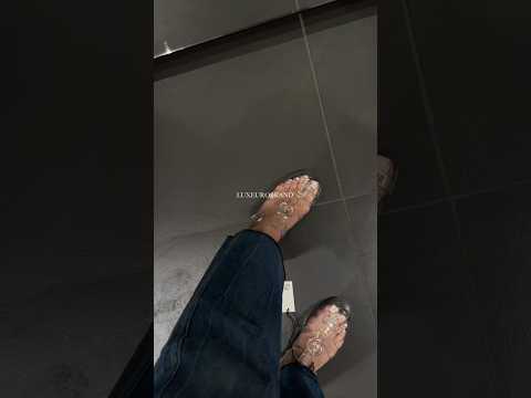 Необычные сандалии GUCCI!