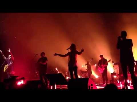 Hillsong United In Stuttgart 2014 - Broken Vessels (Amazing Grace)