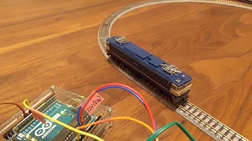 Arduino で VVVF 音を再現してみた  EF210