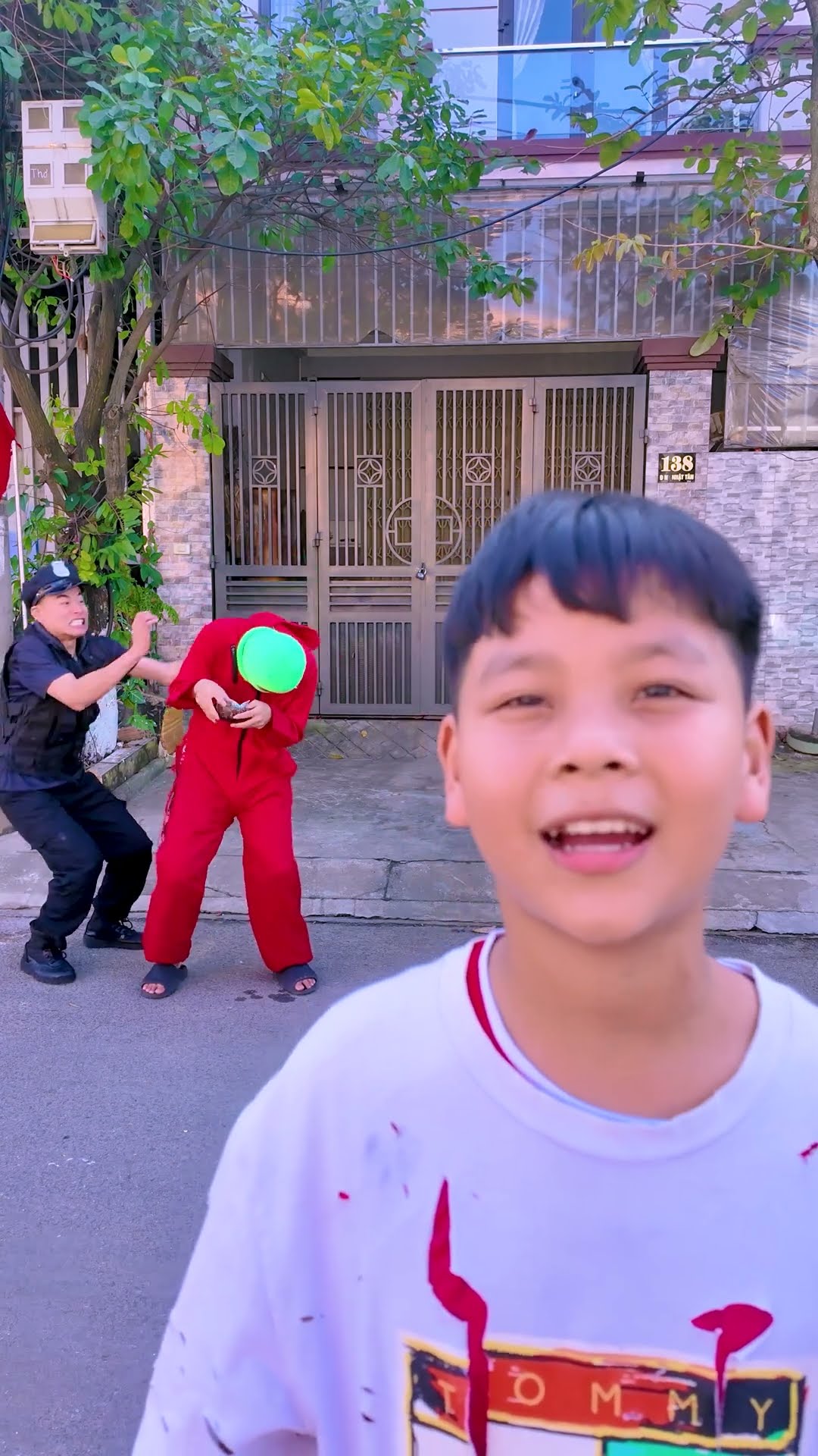 ACC - Họ Đang Thay Phiên nhau Giải Quyết || They Are Taking Turns To Solve It. #funny #trending