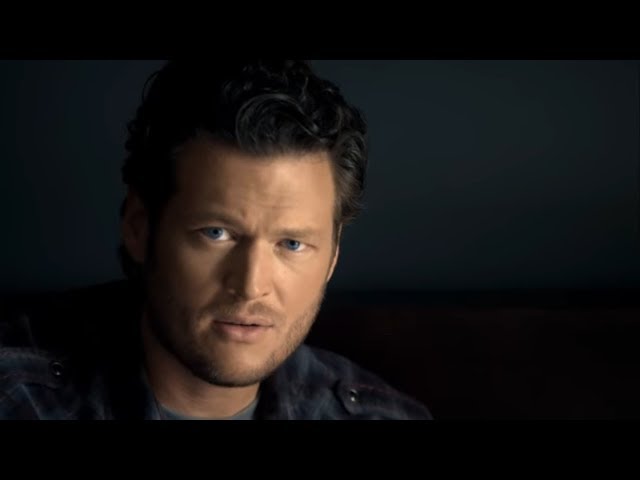 Blake Shelton - Who Are You When I'm Not Looking (Official Music Video) class=