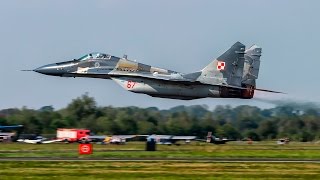 : Full display - kpt. Adrian ROJEK MiG-29A "67" - Mielec (EPML) - 11.09.2016 r.