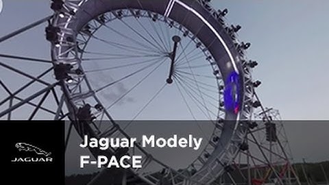 Jaguar F-PACE | 360° Experience of Gravity-Defying World Record Loop