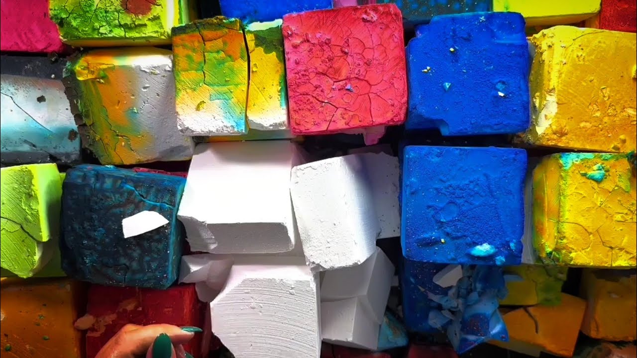 Part 1 of 3k subscribers celebration 🎉🎊 mass dyed gym chalk. dust soft