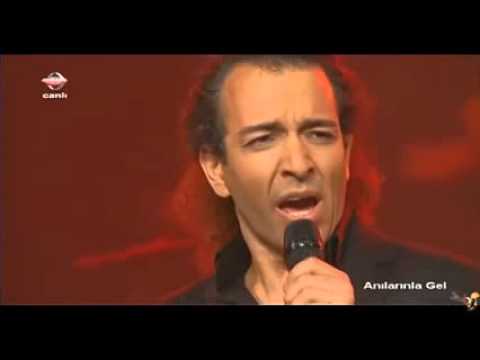 Oğuz Aksaç Bahçede Yeşil Çınar