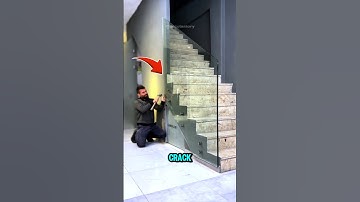 Kaca Ini Sengaja Dibuat Retak, Tapi Justru Jadi Desain Mahal! 😱