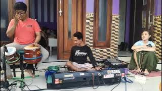 Kesepian - Iis Alia ( Cover ) Kusuma Pro