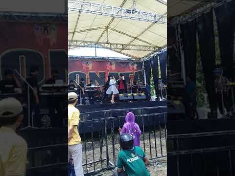 MONATA LIVE MERI
