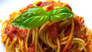Italian spaghetti with tomato and basil sauce - Cooking Simple Recipes
