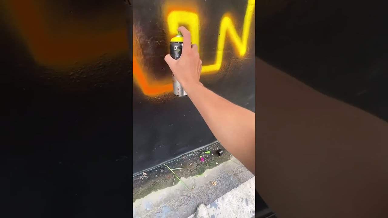 Neon Graffiti Letter H Vm