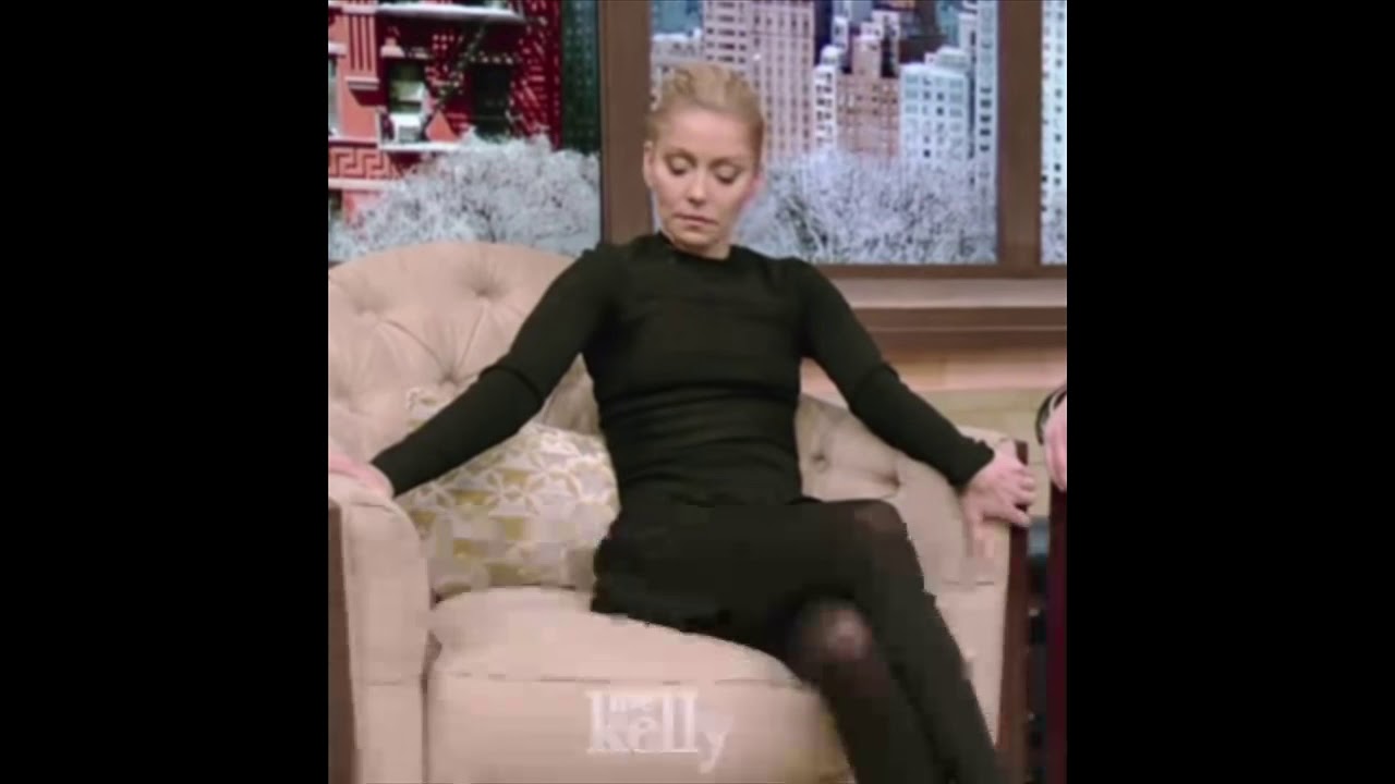 Kelly Ripa`s Legs and Feet in Tights 2 