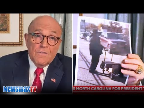 Giuliani presents evidence for Trump's legal battle