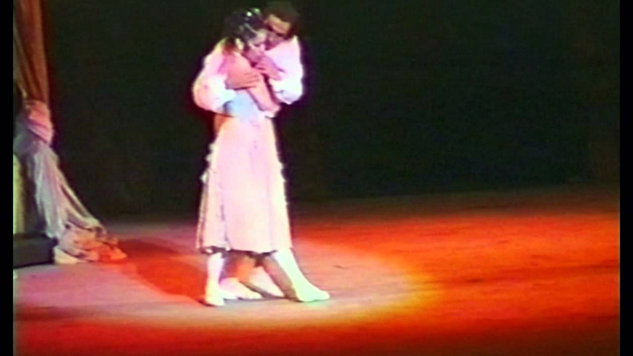 Manon - Viviana Durante & Irek Mukhamedov - Act 2 - 2/2