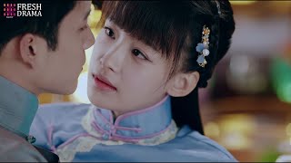A bossy kiss💋 She's trapped in his arms and couldn't escape | Siege in Fog