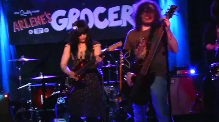 Debra Devi - Tired of Waiting (Live) Arlenes NYC 2...