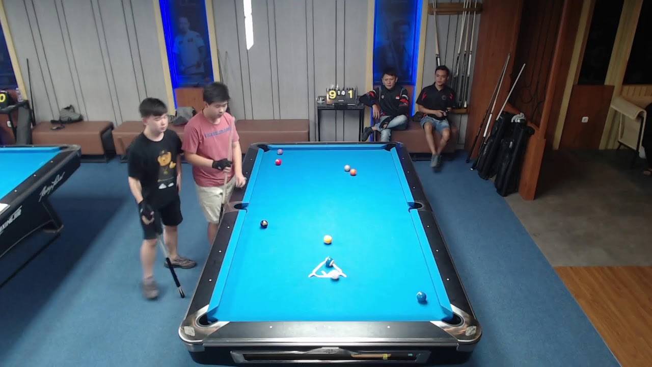 Andri / Albert  vs  Erwin K / Dimas K  (10)