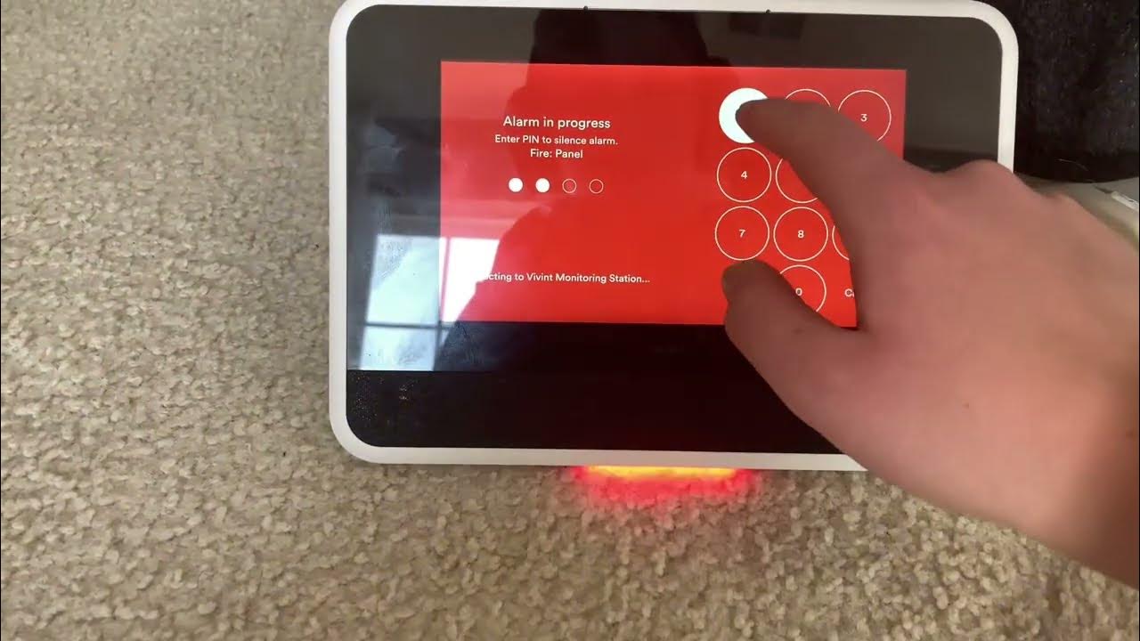 Showing off the old Vivint panel voice(Read Description) YouTube