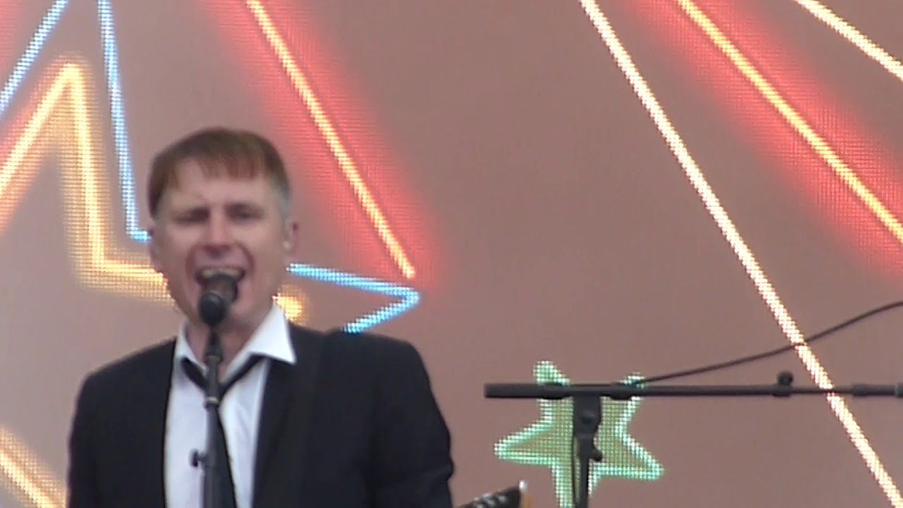 franz ferdinand take me out meme franz ferdinand take me out meme