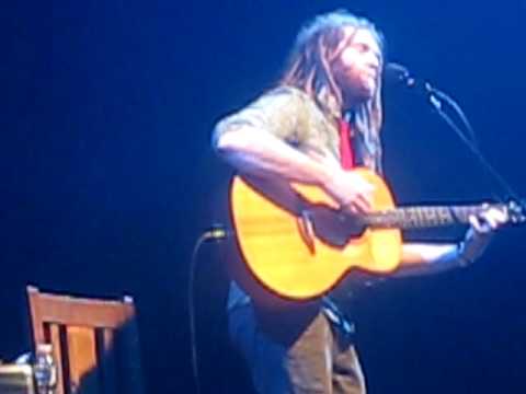 Newton Faulkner - Bohemian Rhapsody (Freddie Mercu...