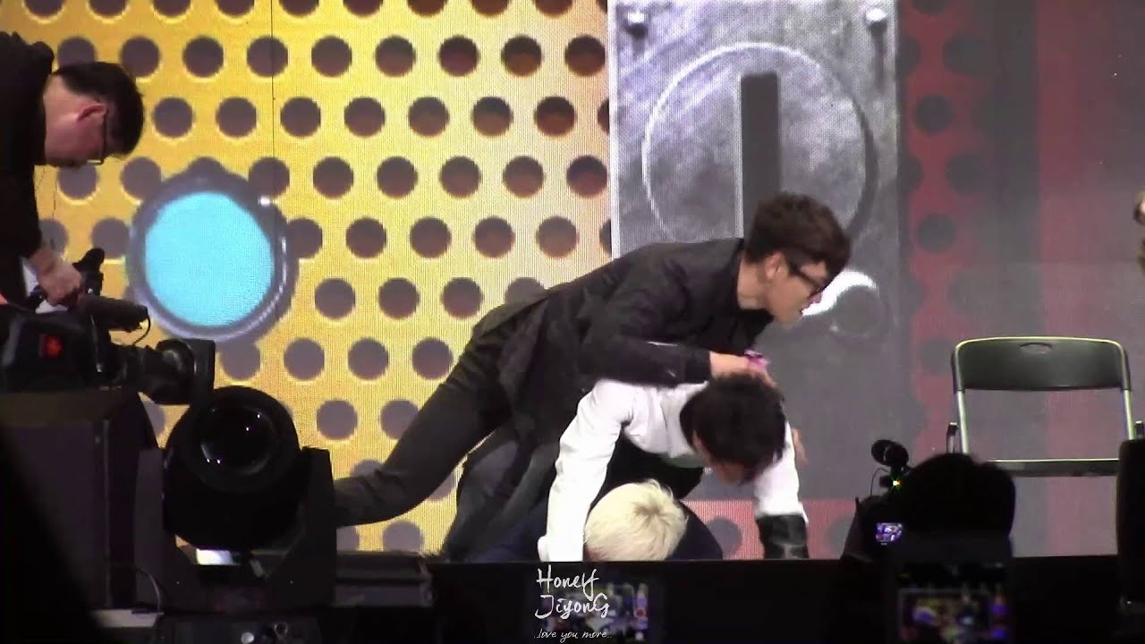 160319 MADE VIP 팬미팅 IN 난징 - BIGBANG BURGER