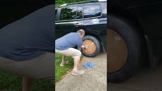 Chris Neel's super fast tire cleaning hack.