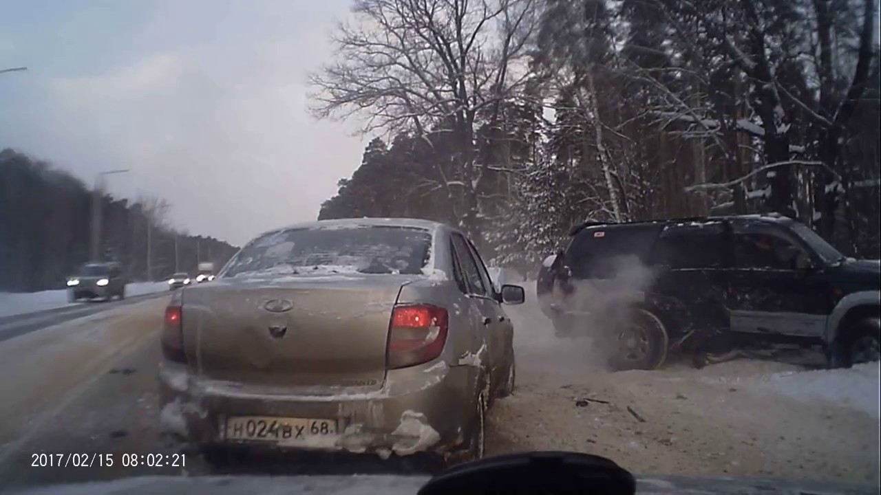 Аварии с видеорегистраторов 2017 подборка ютуб Аварии с видеорегистраторов 2017 подборка ютуб
