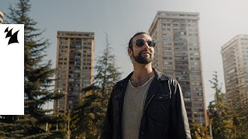 Eelke Kleijn presents: Connected (Documentary)