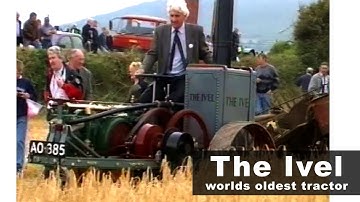 Worlds Oldest Tractor - The Ivel - Harvesting Oats in Ireland
