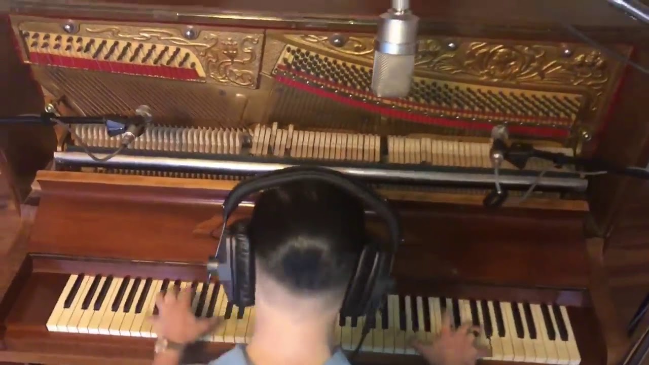 Sascha Kommer - Silly Struggle (Ragtime Piano)