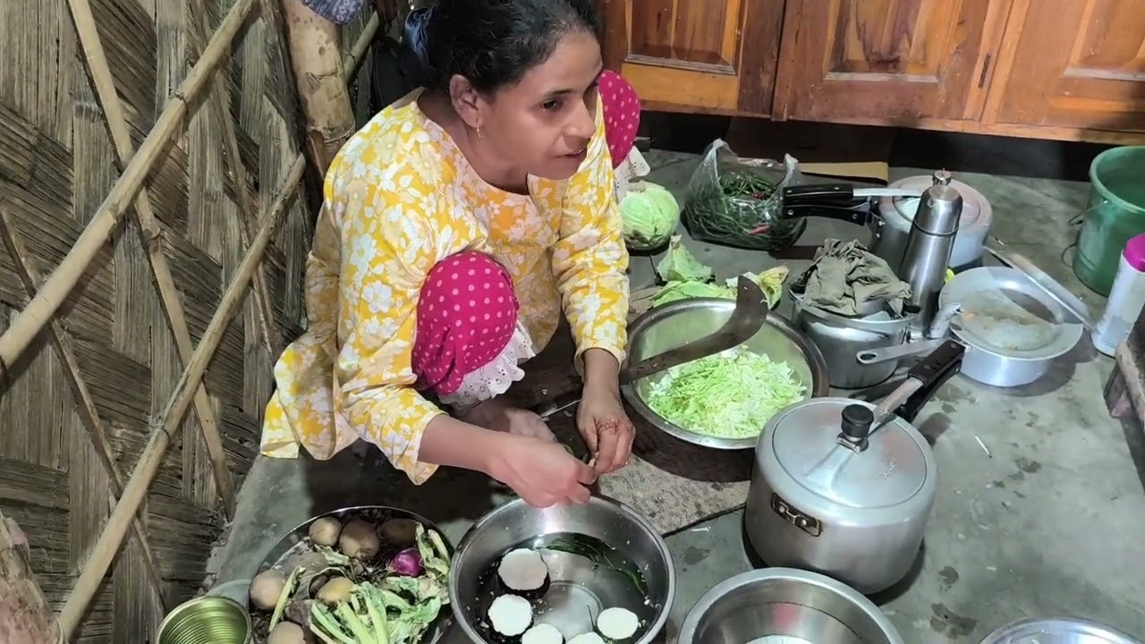 पत्ता गोभी के साथ मस्त रेसिपी और दाल बैंगन के साथ स्वाद 😜🥳🎊 @foodvlogwithmoni219 