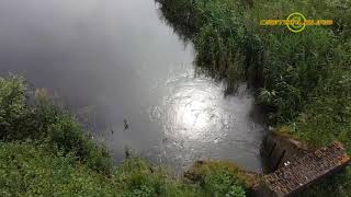 Duits regenwater stroomt de uiterwaarden in