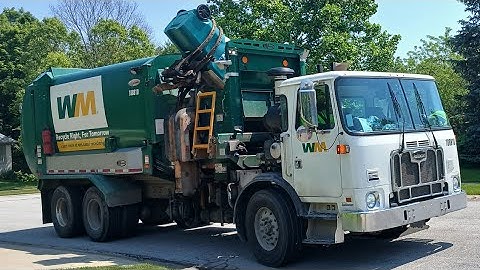 WM Autocar ACX Labrie Automizer On Route