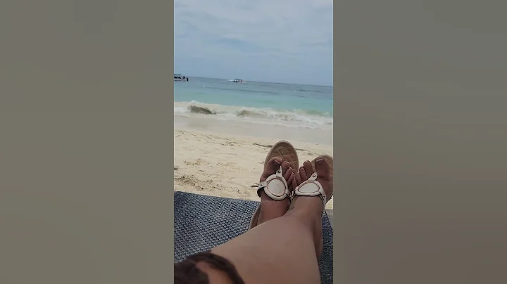 beautiful beach in Honduras vacation on the Mardi ...