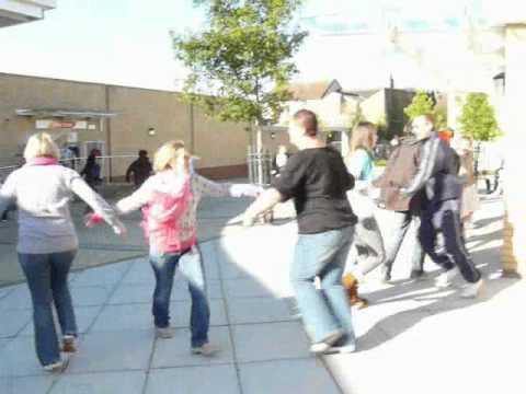 Scrivy's west country flashmob.wmv