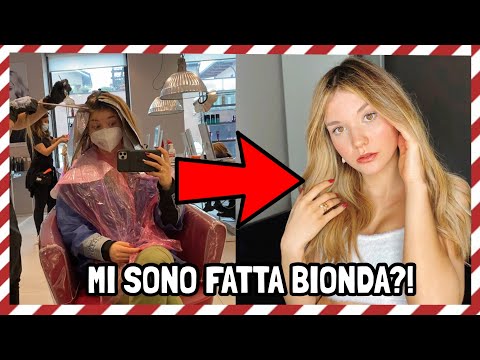 Video: Julia Baranovskaya Si è Tinta I Capelli Di Biondo