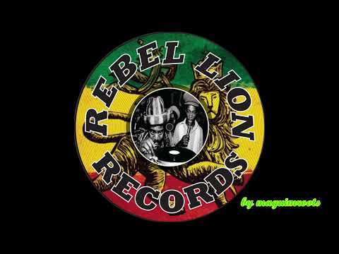 【神神】Dennis Brown 「Sitting&Watching 」 Sitting And Watching - YouTube