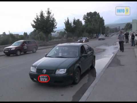 პლაკატების ჩამოხევის მორიგი ფაქტი