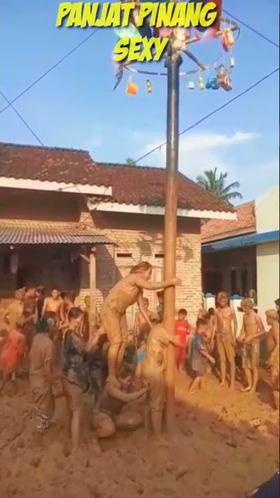 Panjat Pinang Sexy #shorts
