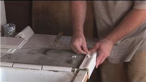 Kitchen Tile Basics : How to Tile Kitchen Counters