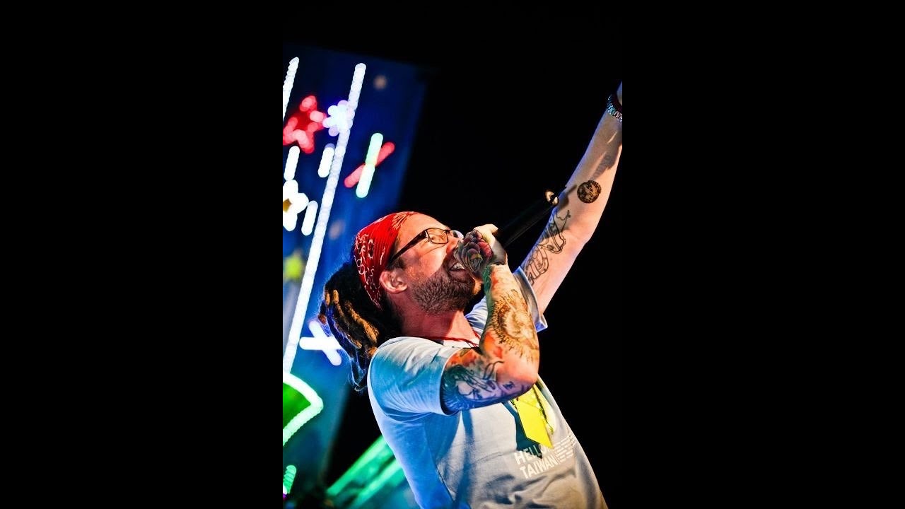 EMC - Think Fast Beatbox (Live @ Spring Scream Taiwan) - YouTube